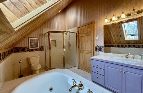 Garden Cabin | Garden Golf Lodge - Snowmobile trail nearby. Large heated garage.
