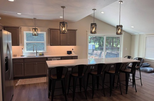 Montague House | Golf House 6-bedroom 3 bath on OCT 27 hole golf course on Lake Michigan