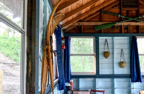 East Troy House | Gorgeous Rustic Scout Cabin for a Memorable Couples Retreat Surrounded by Nature in Troy, Wisconsin