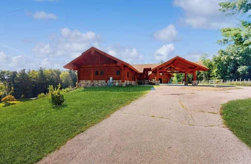 Benton Harbor House | Grand cabin with lake view, pond, wood fireplace & AC, & fast WiFi