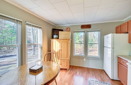 Grand Junction Cottage | Grand Junction Lake Home: 13 Mi to South Haven!