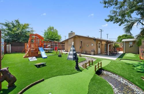 Southwest Anaheim House | Great Outdoors by OC Adventure Homes