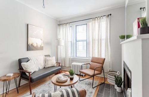 Boystown Apartment | Guest Favorite Getaway in Lakeview Near Wrigley
