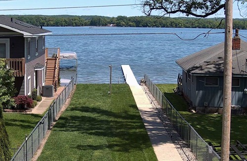 Shelbyville House | Gun Lake home w/private lot, dock, and tons of parking!