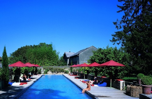 Lussac-les-Chateaux Hotel | Hôtel Restaurant Les Orangeries