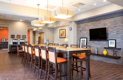 Portage Hotel | Hampton Inn Kalamazoo