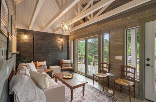 Harbor Springs House | Harbor Springs and Nub's Nob - Perfect Location for A Fun Filled Vacation!