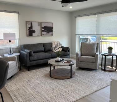 Evansville House | Harrison Place - Located on Evansville's Eastside
