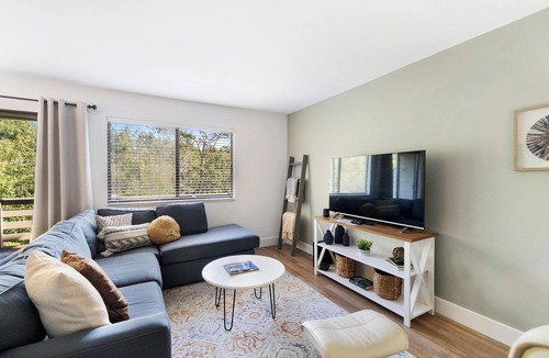 Harbor Springs Condo | Hideaway Valley #3 - Close to Ski Hills & Harbor Springs! Seasonal Pool!