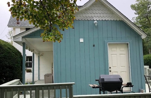 Ottawa Beach Cottage | Historic Cottage by Holland State Park and Lake Michigan Beach.
