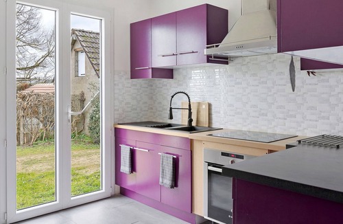 Riviere House | Holiday Home 'Ilostou' with Private Terrace, Garden and Wi-Fi