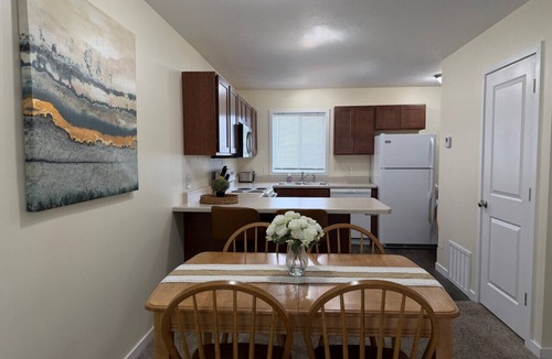 Holiday Hills Villa | Holiday Village Townhomes - Unit 3