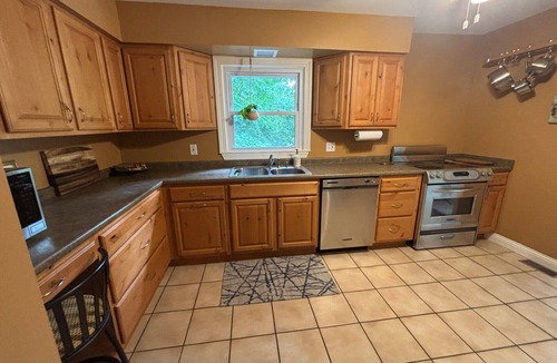 Town of Pines House | Home near the Indiana Dunes National & State Parks!