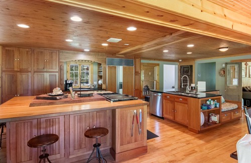Glen Arbor House | Home On The Crystal River In Glen Arbor! Pontoon Available to rent
