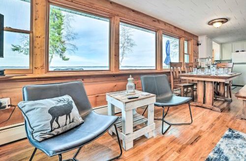 Prudenville House | Houghton Lake Cottage w/New Private Deck!