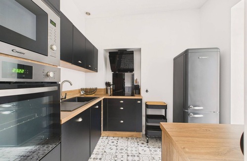 Saint-Michel-Chef-Chef House | House 50m from the sea, 8 adults 3 children