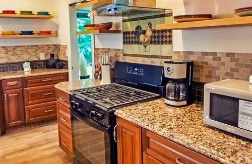 Danville House | Huge Lake House. Sleeps 8, 4 BDRM, 4.5 BTHs. Private Dock w/Canoes & Kayaks!