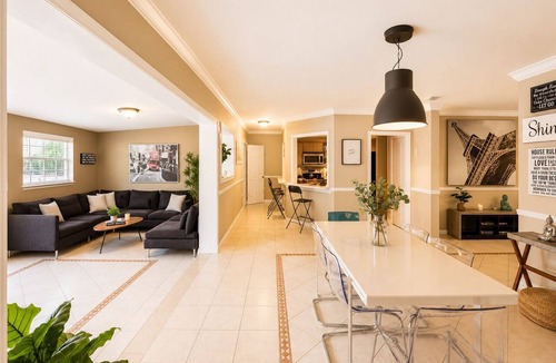 Miami Shores House | Huge Pool Home, fit up to 14ppl, close to the beach. Central location