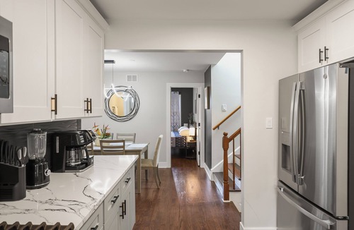 Darien House | Humble: 5BR-4BT Spacious house w/Fenced Yard
