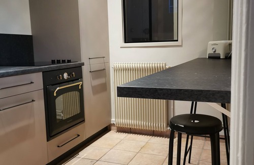 Le Bon Sauveur Apartment | HYPER CENTER ABBAYE AUX HOMMES BRIGHT AND CHARMING