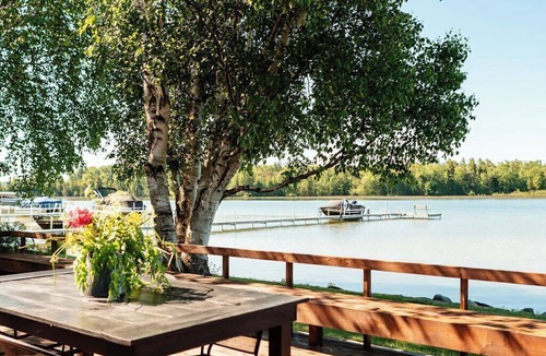 Ponshewaing Cottage | Island view Lake Cottage on Crooked Lake, best views!