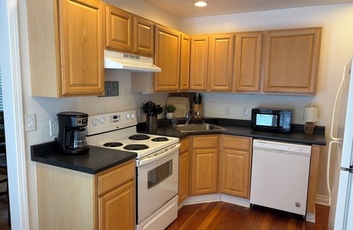 Lake Michigan Beach House | John's Beachside Cottage - Short Walk To Terrific Lake Michigan Beach