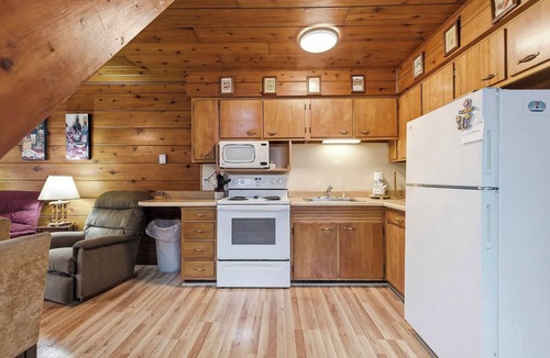 Stevensville Ski Chalet | Juniper Presents: Chalet #39 Chalet Near Pool & Resort Amenities