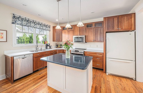 Northeast South Bend House | Just a few Blocks to Notre Dame!