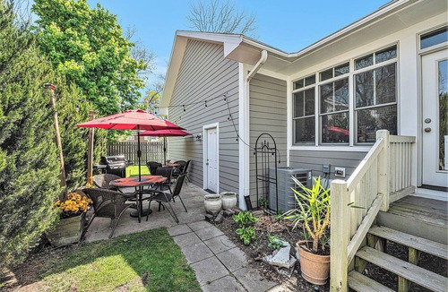 Northeast South Bend House | Just a few Blocks to Notre Dame!