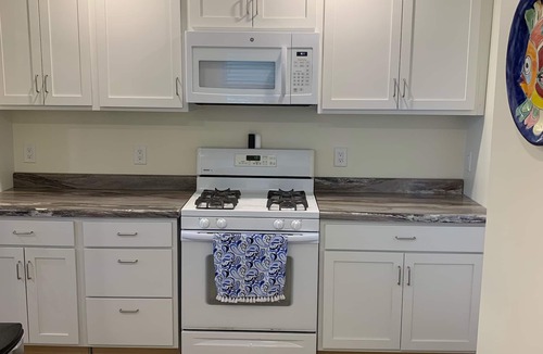 Delton House | "Keep It Reel" Lakefront Cottage on Upper Crooked Lake Delton, MI $1400/week