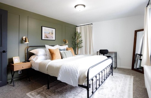 Lockport Apartment | King Bed, Work Desk, Near Hwy, Laundry Room Access