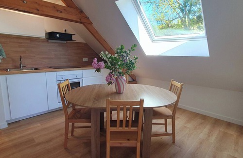 Saint-Andre-des-Eaux Apartment | L'Escapade Briéronne*, between Brière and the Atlantic coast, quiet garden with trees
