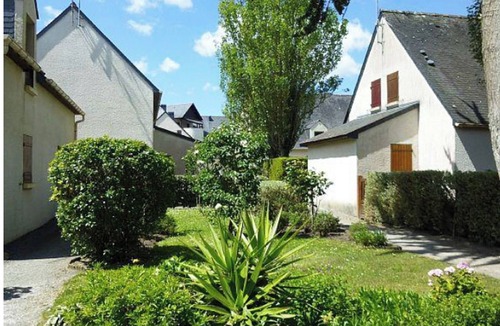 Guerande House | La Baule, house with garden, swimming pool, near beach Benoit