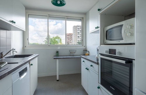 Cholet Apartment | La Belle Étape - Grand T5 à Cholet