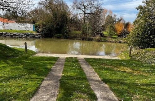 Le Gue-de-Velluire House | La Maison du Bonheur - Your haven of peace with pool and garden