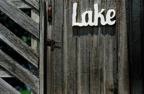 White Cloud Apartment | Lake-front lodging- Fisherman's Cove at the Blue Heron Retreat