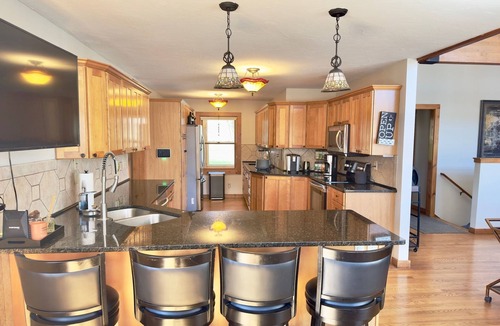 Grand Junction House | Lake House retreat near South Haven.