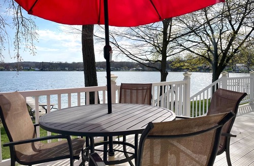 Shipshewana House | Lake House Shallow Sandy Kayaks Family Fun