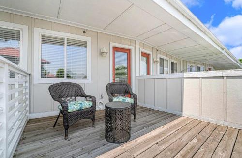 Douglas House | Lake Living at Northern Lights Condo 10