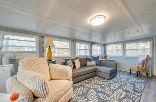 Penrod House | Lake Malone Cabin Getaway! Dock, Fire Pit, Grill