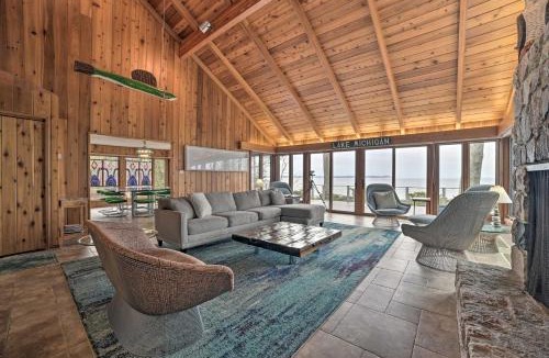 Lake Leelanau House | Lake Michigan Quiet Retreat Sunsets Near Leland