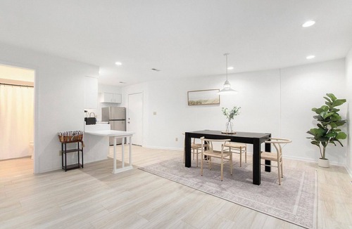 Harbert Apartment | Lake-View Hideaway | Beaches | Wineries