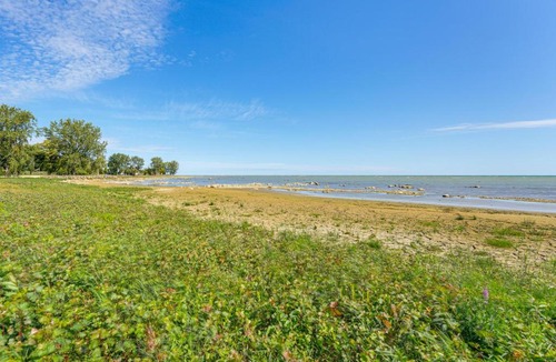 Harbor Beach House | Lake View Home w/Deck, Yard & Fire Pit!