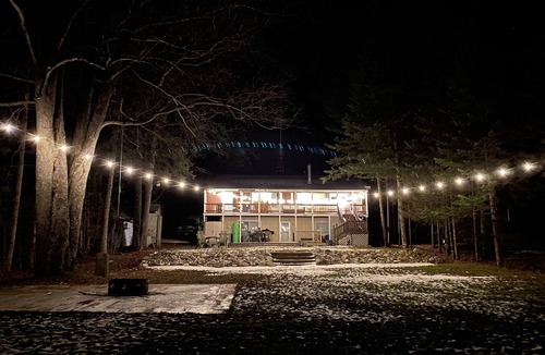 Crandon Cabin | Lakefront Cabin on a Private Lake - only a 0.5 mile from the snowmobile trials!