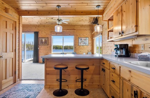 Lake Manuka House | Lakefront Cabin on All-Sports Manuka Lake | Dock + Fire Pit