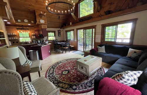 Wetmore Cabin | Lakefront Cabin Perched on Town Lake - Swim, Fish & Relax