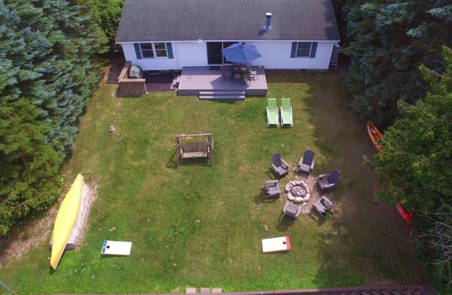 Arcadia Cottage | Lakefront cottage on Secluded Upper Herring Lake