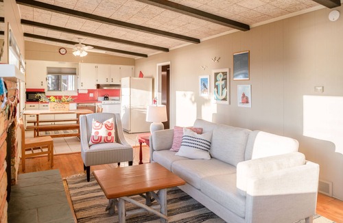 Macatawa Cottage | Lakefront Cottage | Private Beach + Sunset Views