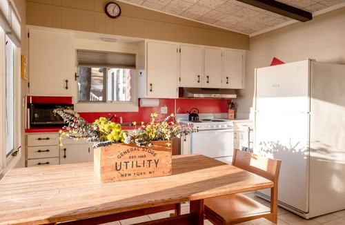Macatawa Cottage | Lakefront Cottage | Private Beach + Sunset Views