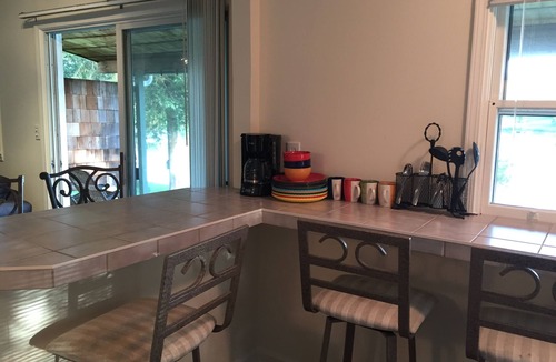 Verona Cottage | Lakefront Cottage known as the Most Relaxing Place in the area & 5 kayaks